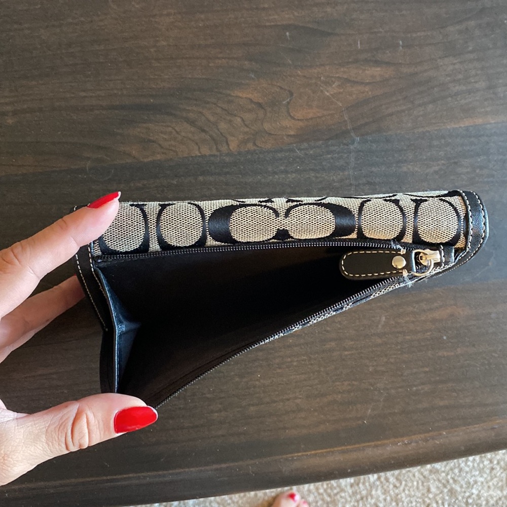 Monogram Coach Wallet - Picture 3 of 6